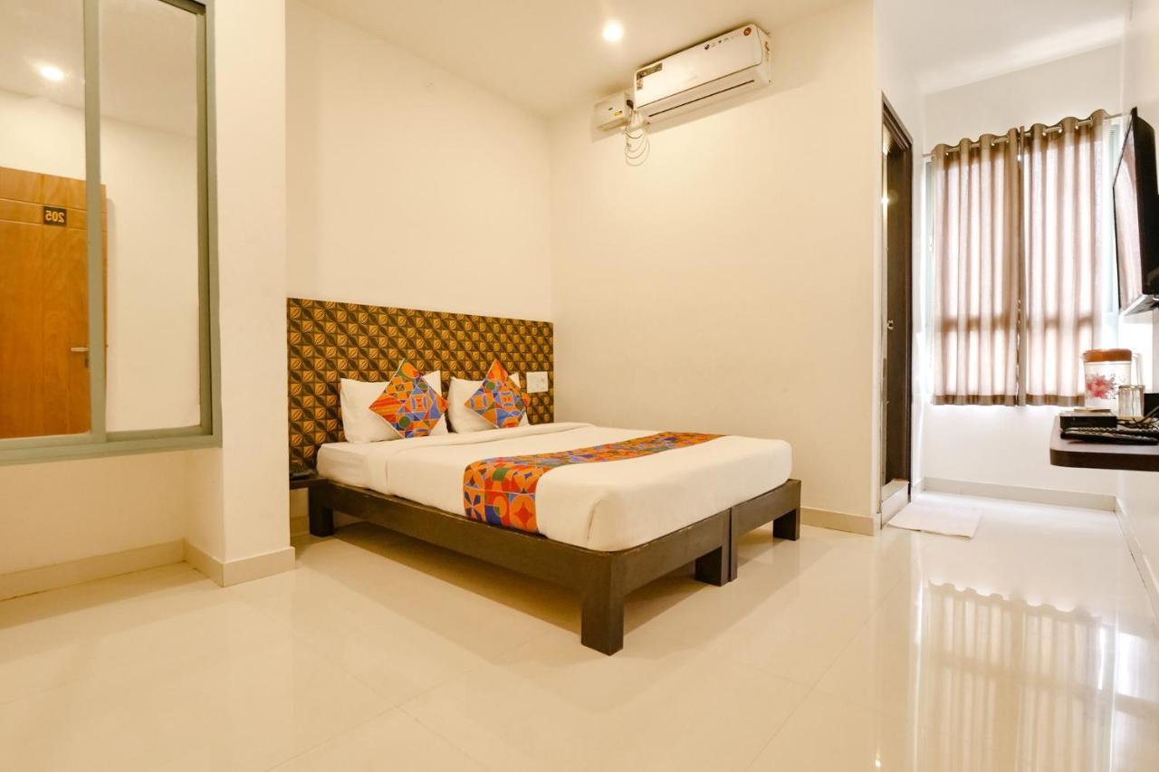 Fabexpress Krishna Suites Maisur Dış mekan fotoğraf