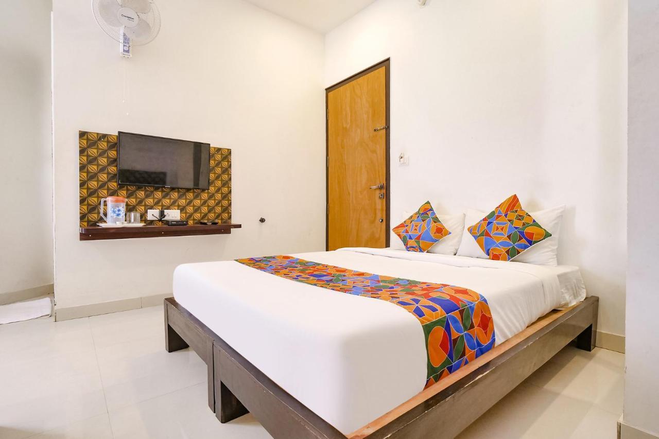 Fabexpress Krishna Suites Maisur Dış mekan fotoğraf